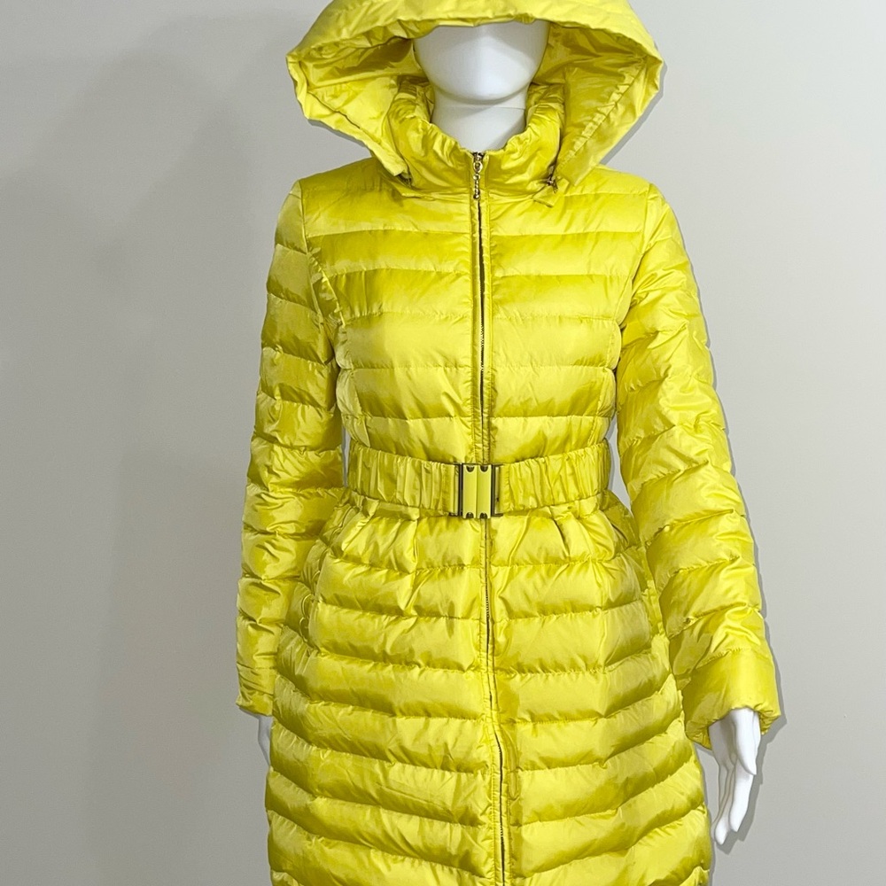 Women Winter Hooded Quilted Light Portable Down Coat Yellow Outerwear Size S/M